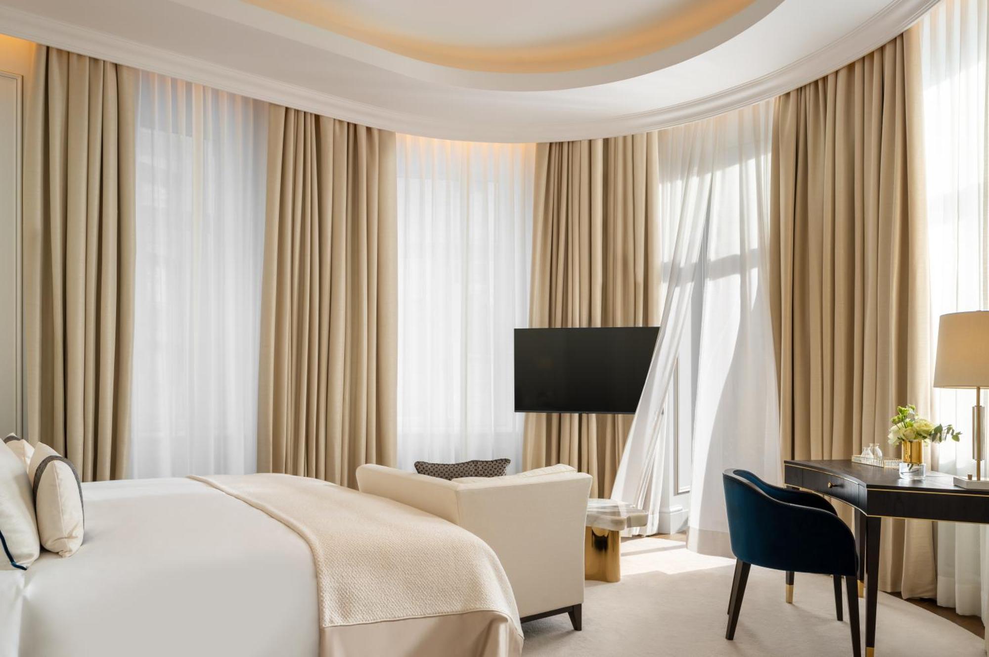 Corinthia Grand Hotel Du Boulevard Bukarest Exterior foto